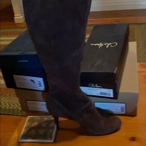 Dark brown tall suede boot
